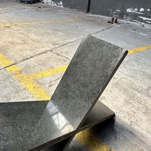 Mesa de Centro Moderna en Vidrio y Granito - imagen 7