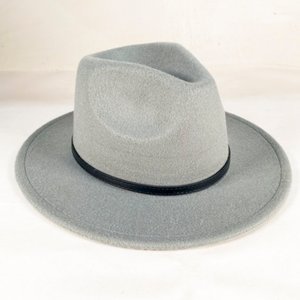 Lote anterior: Sombrero de Caballero Gris con Banda Negra - Diámetro 30cm