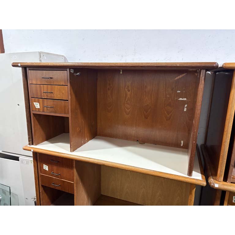 Item 2104681 - Image 0