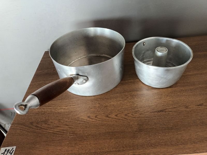 Utensilios de cocina en buen estado - imagen 1