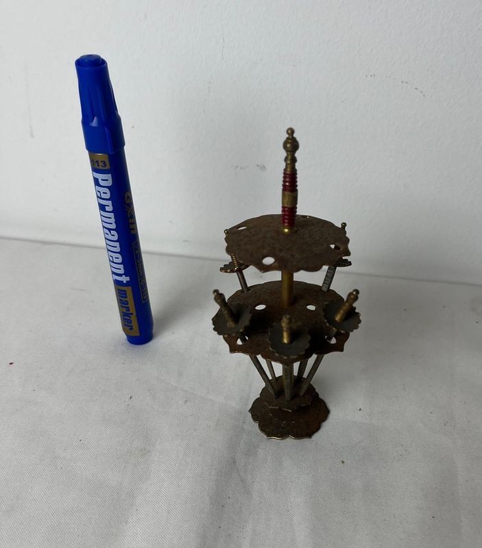 Pinchos y accesorios para escritorio - imagen 5