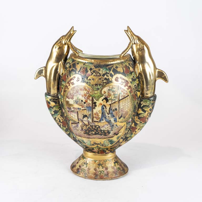 Lote anterior: Anfora de porcelana oriental (restaurada) - Medidas: 36cm 
