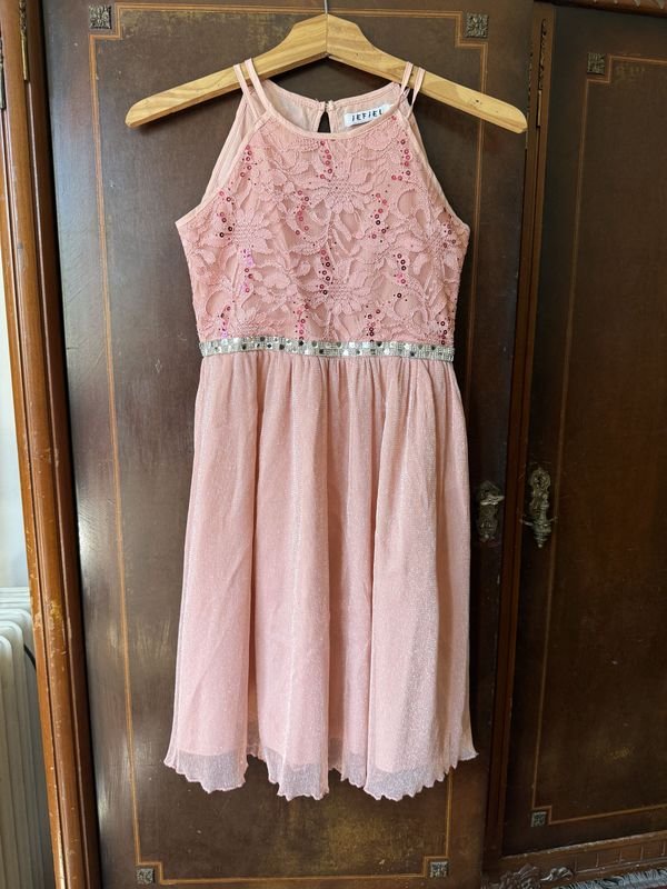 Vestido Rosa Empolvado IEFIEL Talla 10 con Encaje y Pedrería