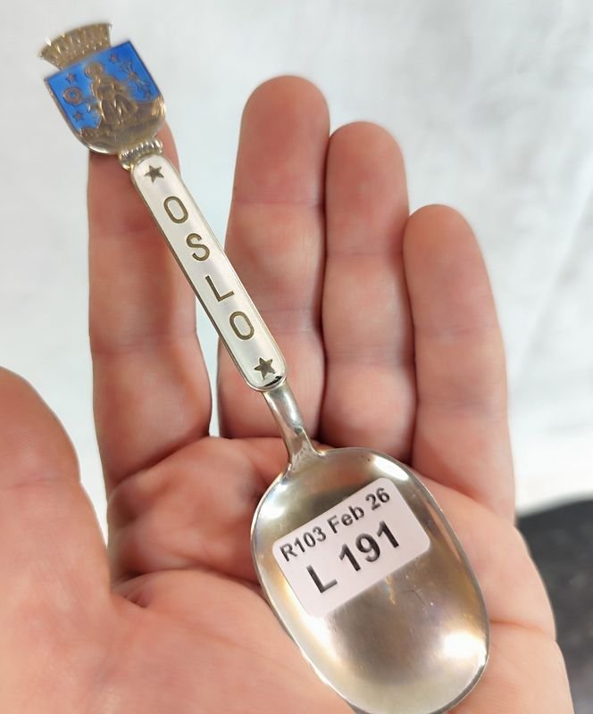 Lote anterior: Cucharita antigua en plata noruega de alta calidad