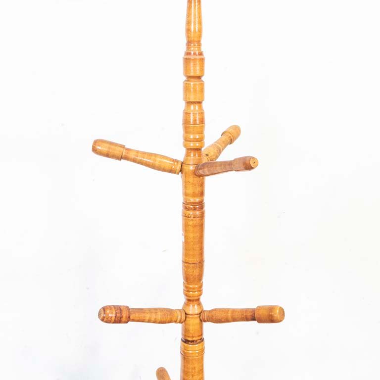 Perchero de madera con detalles en el lustre - imagen 3