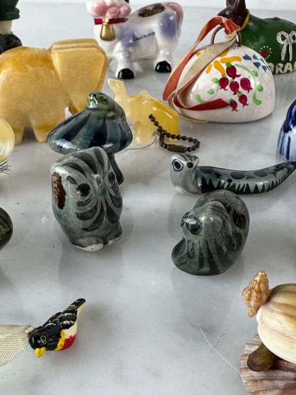 Colección de miniaturas de animales de diferentes orígenes - imagen 3