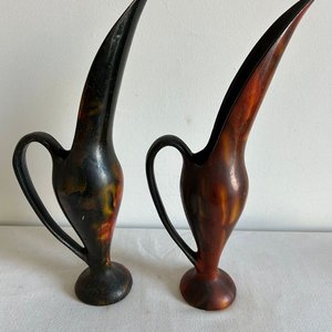 Lote anterior: Par de Jarrones Decorativos Estilo Moderno