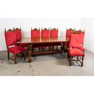 Lote anterior: Mesa de Comedor Española con Ocho Sillas Tapizadas en Pana Roja