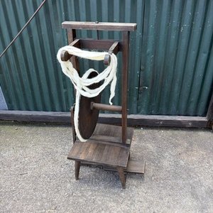Rueca Antigua de Madera para Hilado - imagen 4