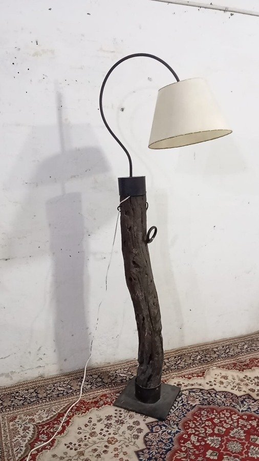 Lámpara artesanal de pie - imagen 5