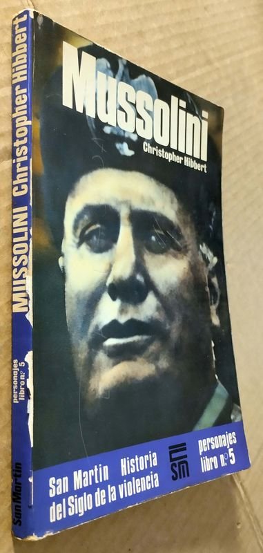 Libro sobre la vida de Mussolini - imagen 2