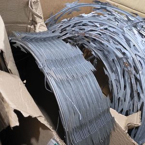 Alambre de Cuchillas Navaja Galvanizado Acero - Rollo Nuevo y Usado - imagen 5