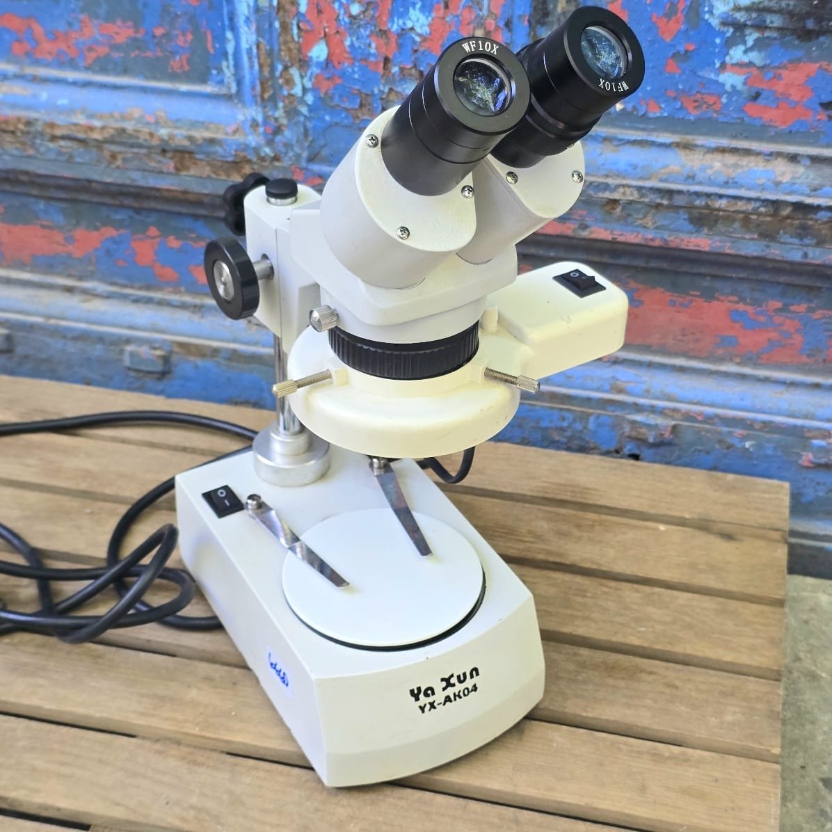 Item lote-07-microscopio-con-luz - Image 3