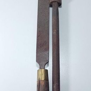Antiguas Limas Metálicas Grandes para Tarea Pesada - imagen 2