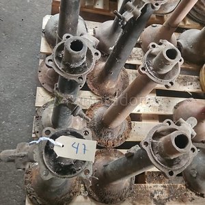Lote de Repuestos de Vehículos Antiguos - imagen 1
