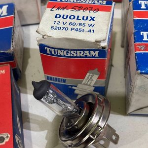 Lotes de Lámparas Tungsram para Autos - imagen 10