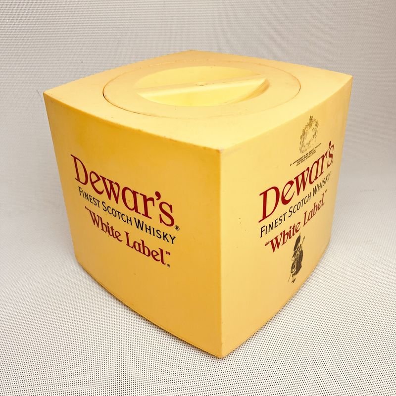 Lote siguiente: Hielera para whisky marca Dewar's - Análisis de imagen
