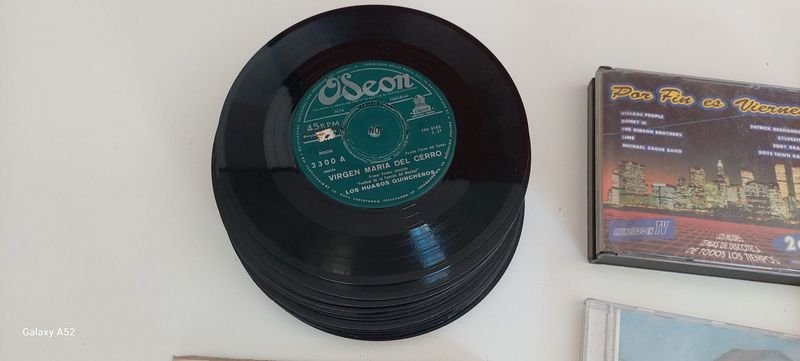 Gran lote de discos y accesorios en buen estado - imagen 11