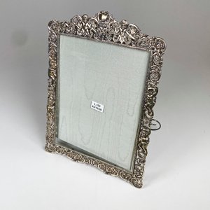 Portarretratos de Plata 800 con Decoración de Angelitos y Soporte - imagen 2
