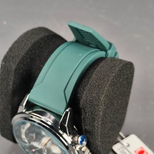 Reloj OFNS Malla Silicona Verde Cronógrafo Nuevo - imagen 6