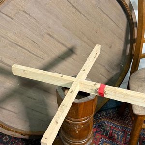 Comedor de madera estilo moderno con tapa redonda revirada - imagen 6