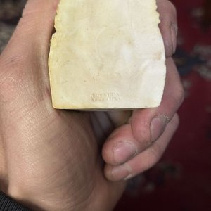 Porta Palillos Escultura Doble Cara con Rostros Tallados - imagen 4
