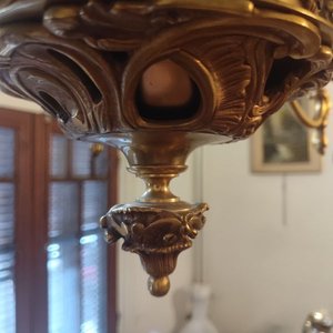 Araña de Bronce Estilo Imperio con Broncería Detallada - imagen 5