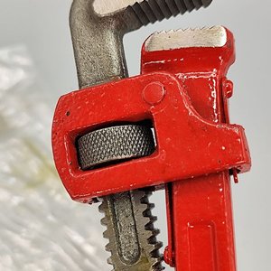 Llave de Caño Stilson Roja 10 Pulgadas - imagen 7
