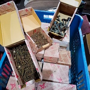 30 Cajas de Tornillos para Madera HAFELE - imagen 1