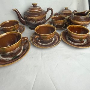 Juego de Tazas y Platillos de Cerámica Marrón - imagen 9