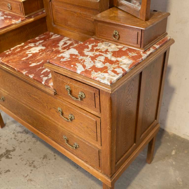 Item 2101852 - Image 1