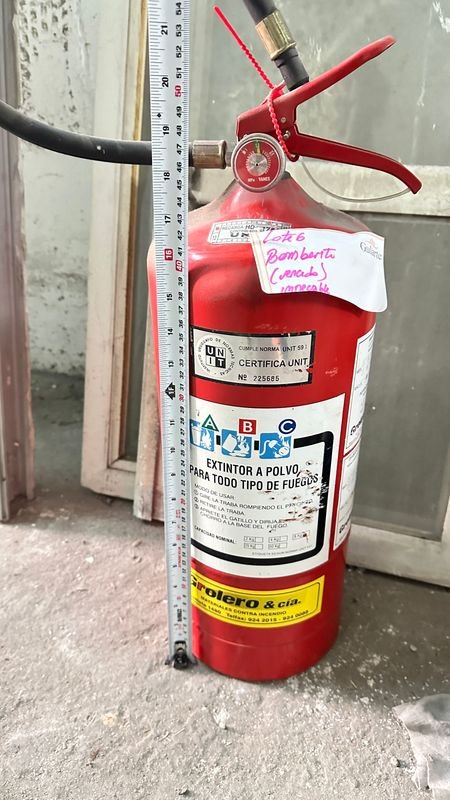 Extintor de Incendios en Buen Estado - imagen 4