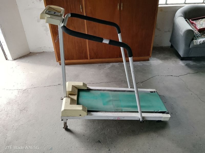 Tren de Ejercicio Mecánico en Excelente Condición - imagen 3