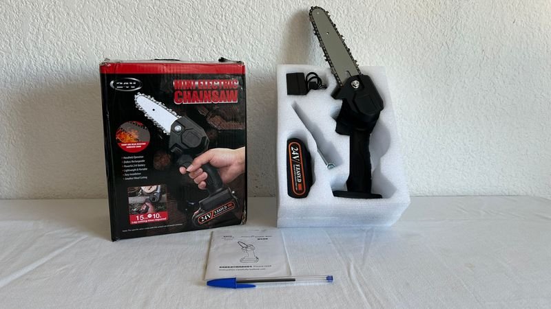 Motosierra inalámbrica 24V, en excelente estado - imagen 5