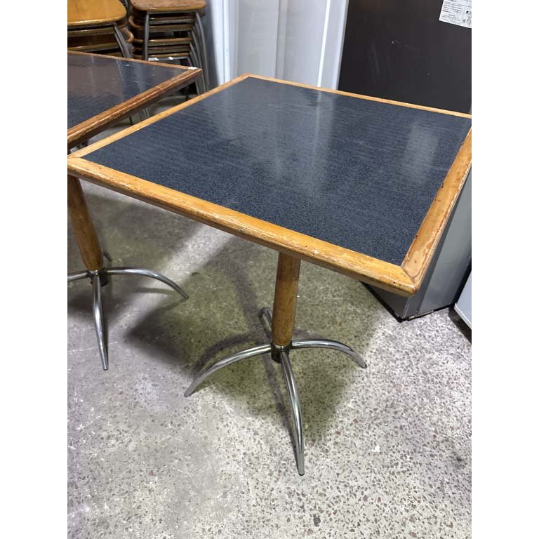 Muebles de Madera con Patas de Hierro - imagen 2