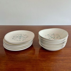 21 Platos de Postre Loza Inglesa Johnson Bros con Diseño Floral - imagen 4