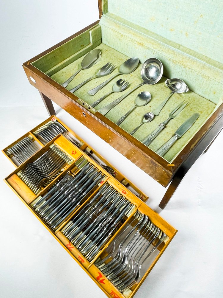 Cubierta de mesa con utensilios inoxidable - imagen 2