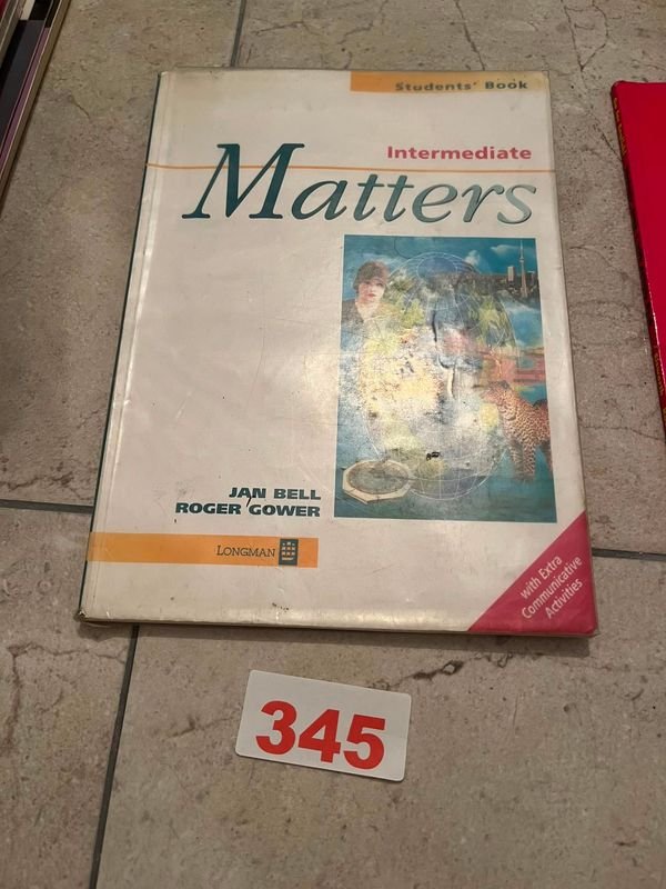 Libro "Intermediate Matters: Students' Book" por Jan Bell y Roger Gower