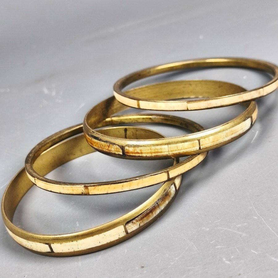 Item 16465 - Image 1