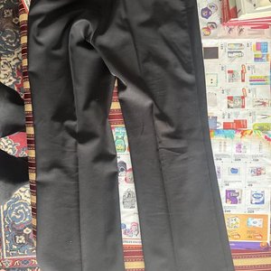 Lote anterior: Pantalón de Vestir Negro Talle 44 Corte Recto