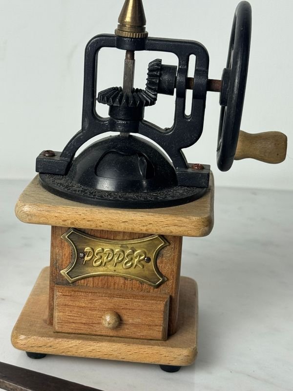 Item 922632 - Image 8