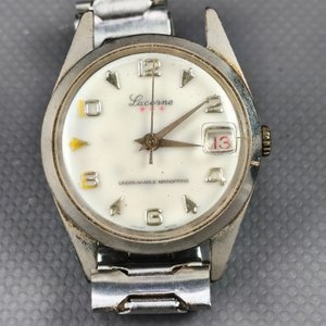 Dos Relojes Masculinos: Casio Titanium Lineage y Lucerne Unbreakable Mainspring - imagen 6