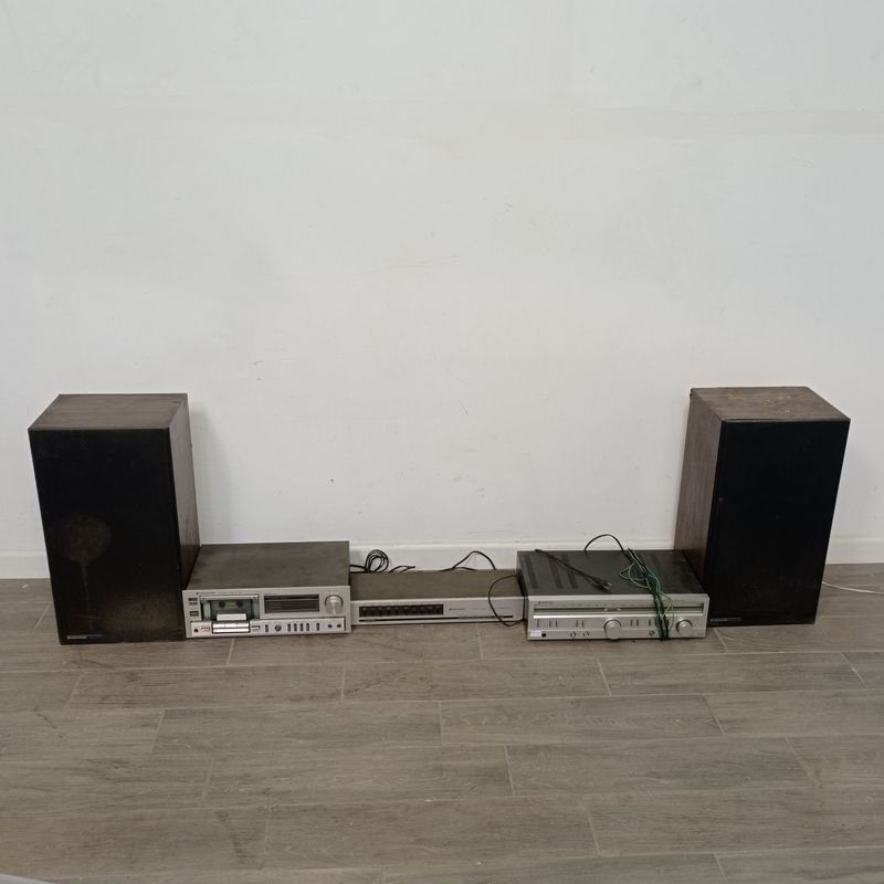 Equipo de música Kenwood en buen estado