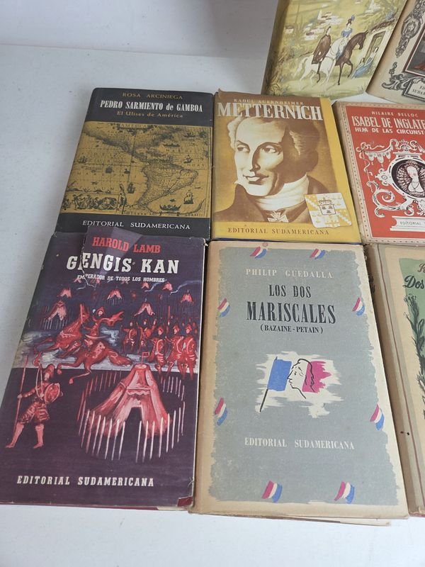 Colección de 12 antiguos libros editorial Sudamericana sobre personajes de la historia - imagen 9
