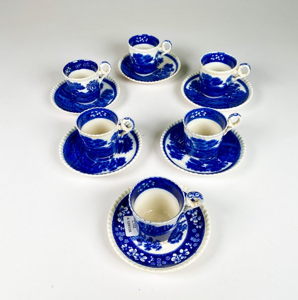 Lote siguiente: Pocillos de café loza inglesa Copeland, con platillos