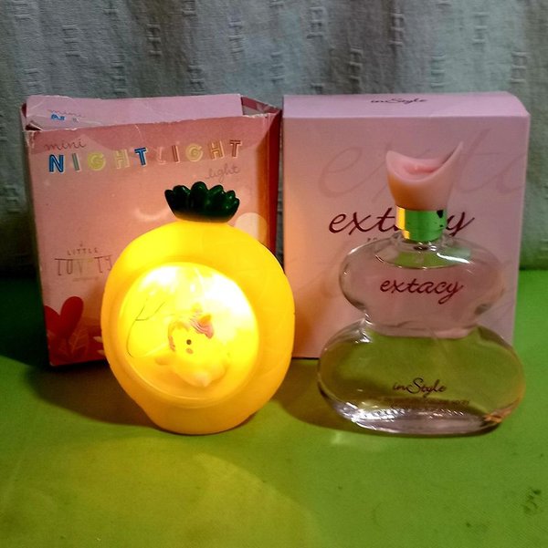 Perfume y lampara unicornio - imagen 1
