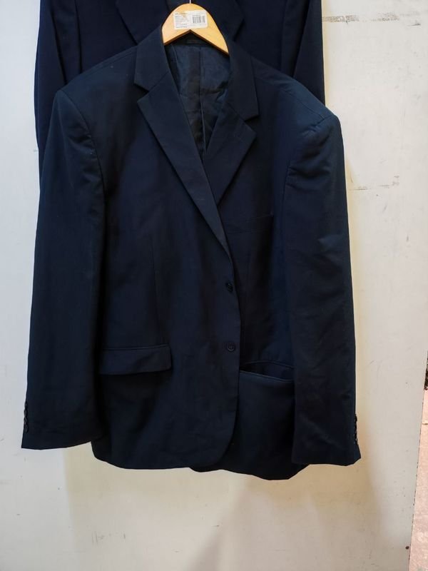 Dos Sacos de Vestir para Caballero Talle 60 - imagen 2