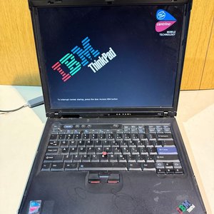 Notebook IBM ThinkPad con Windows XP - imagen 13