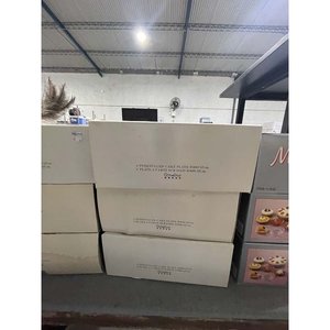 Set de 3 Platos para Torta "De Luxe" - imagen 2