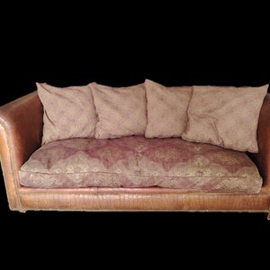 Lote anterior: Antiguo Sofá de Cuero y Gobelino con Detalles Vintage